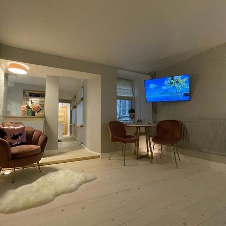 Cute Apartment For Young Travellers Riga Buitenkant foto